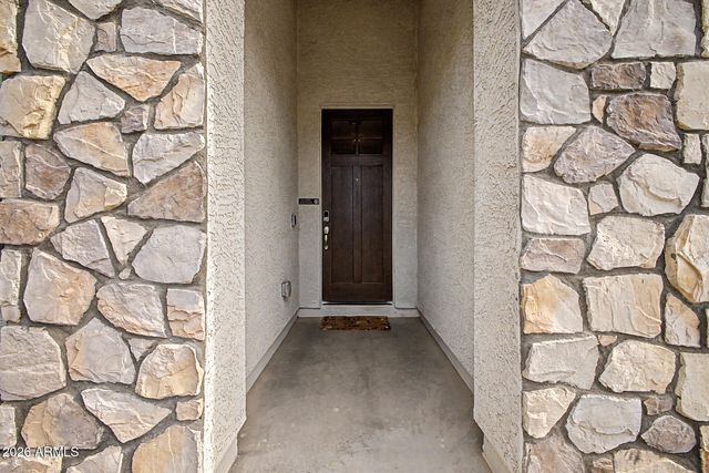 19987 W GLENROSA Avenue, Litchfield Park, AZ 85340