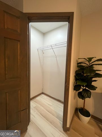 172 Fred Henry Lane, Clayton, GA 30525