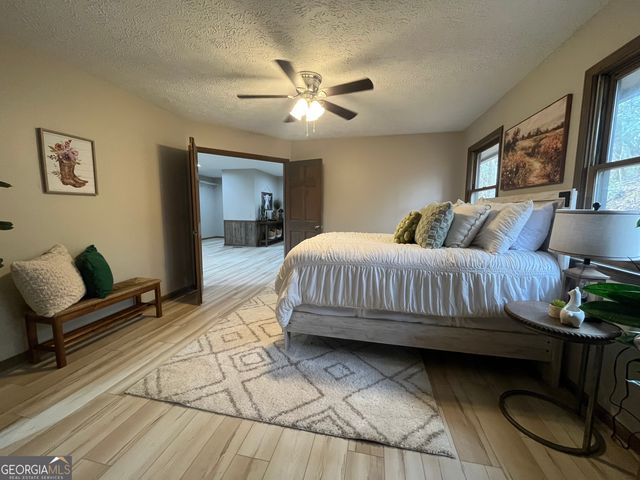 172 Fred Henry Lane, Clayton, GA 30525