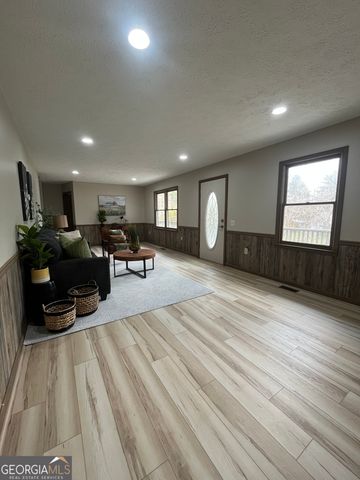 172 Fred Henry Lane, Clayton, GA 30525