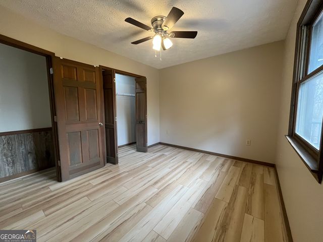 172 Fred Henry Lane, Clayton, GA 30525