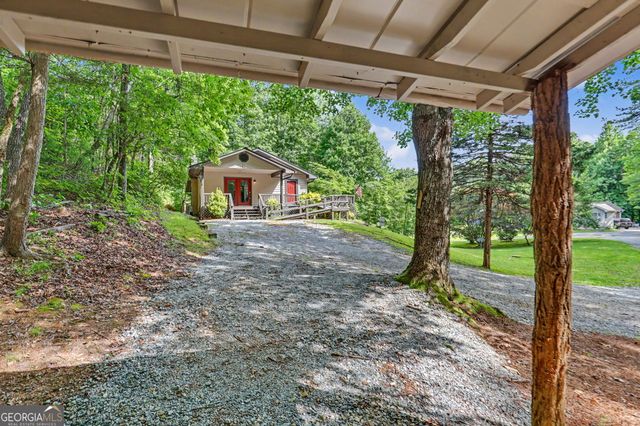 172 Fred Henry Lane, Clayton, GA 30525