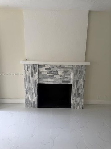 911 NW 45th St, Miami, FL 33127