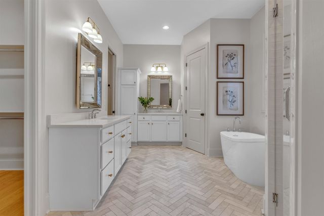 455 OMA CV, Memphis, TN 38117