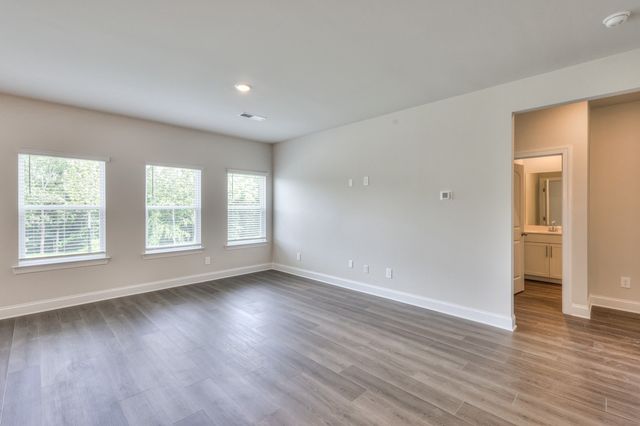 1966 Mahala Dr, Hermitage, TN 37076