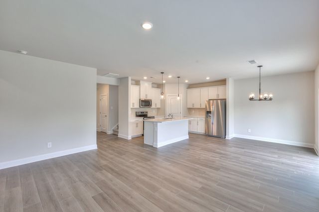 1966 Mahala Dr, Hermitage, TN 37076