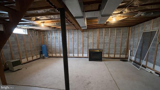 2134 CEMETERY RD, Seven Valleys, PA 17360