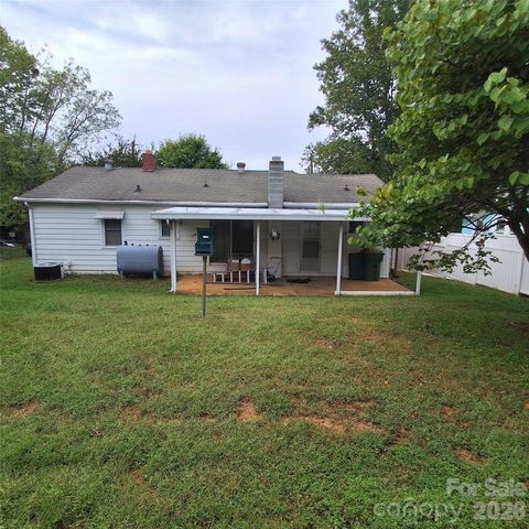 48 Westgate Road, Asheville, NC 28806