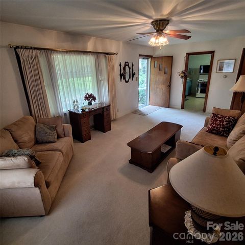 48 Westgate Road, Asheville, NC 28806