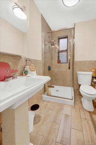 2925 Matthews Avenue 5H, Bronx, NY 10467