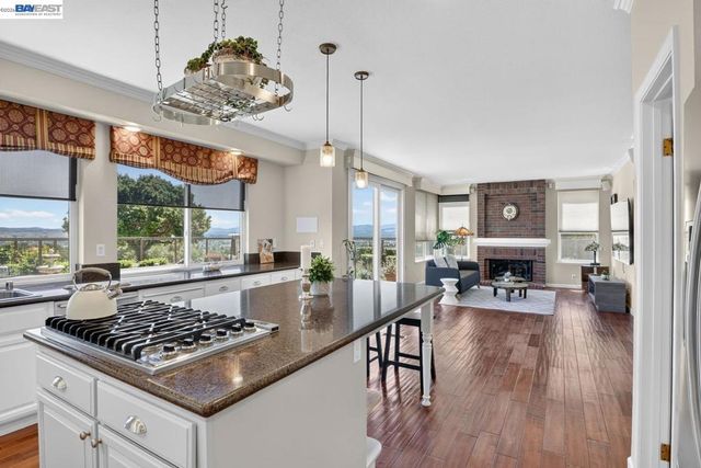 8257 Brittany Dr, Dublin, CA 94568