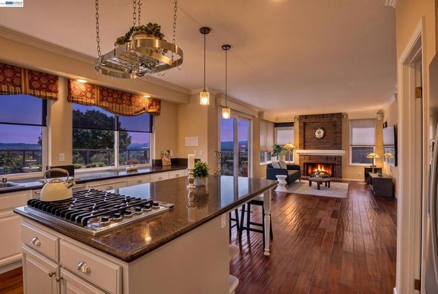 8257 Brittany Dr, Dublin, CA 94568