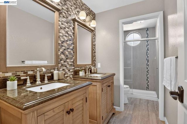 8257 Brittany Dr, Dublin, CA 94568