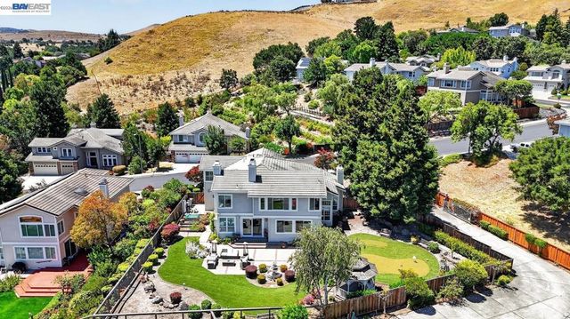 8257 Brittany Dr, Dublin, CA 94568