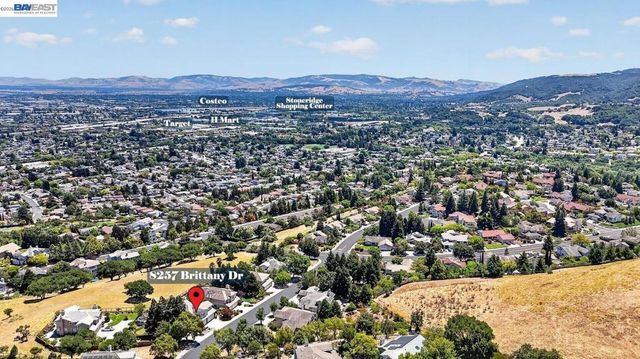 8257 Brittany Dr, Dublin, CA 94568