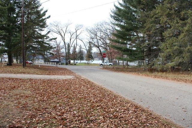 6350 Robin Drive, Harrison, MI 48625