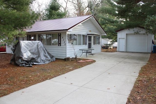 6350 Robin Drive, Harrison, MI 48625
