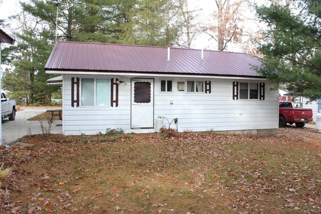 6350 Robin Drive, Harrison, MI 48625