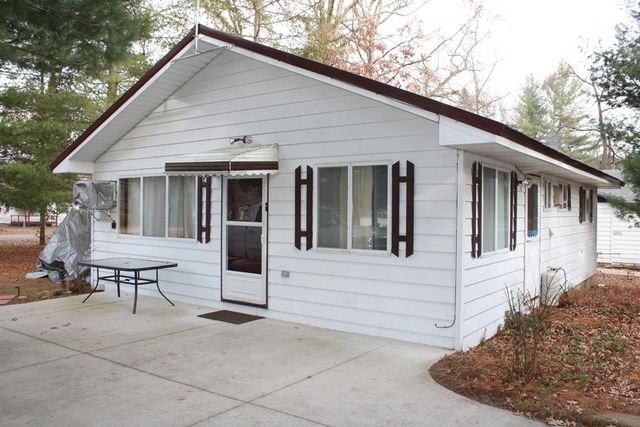 6350 Robin Drive, Harrison, MI 48625