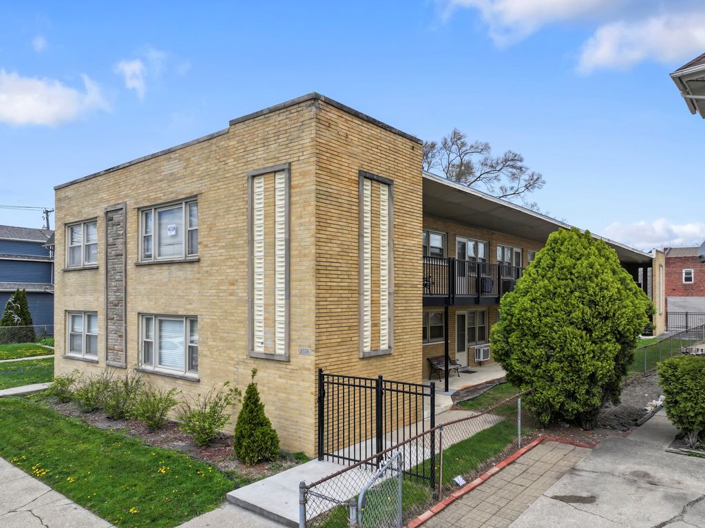 2336 Union Street 2, Blue Island, IL 60406