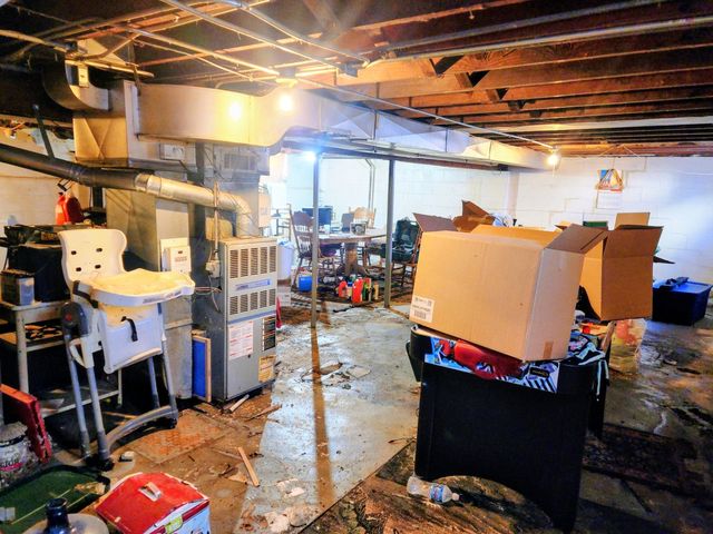 1514 Burry Street, Joliet, IL 60435