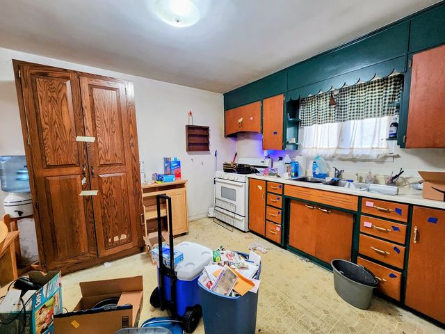 1514 Burry Street, Joliet, IL 60435