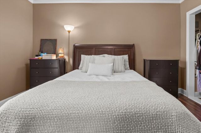32 High St, Mc Ewen, TN 37101