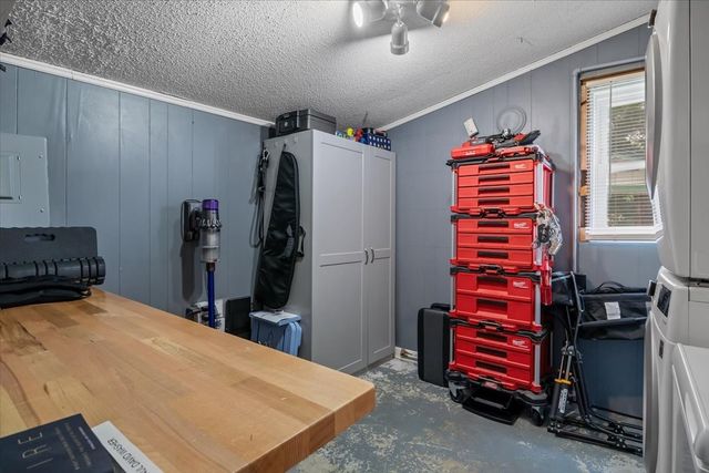 32 High St, Mc Ewen, TN 37101