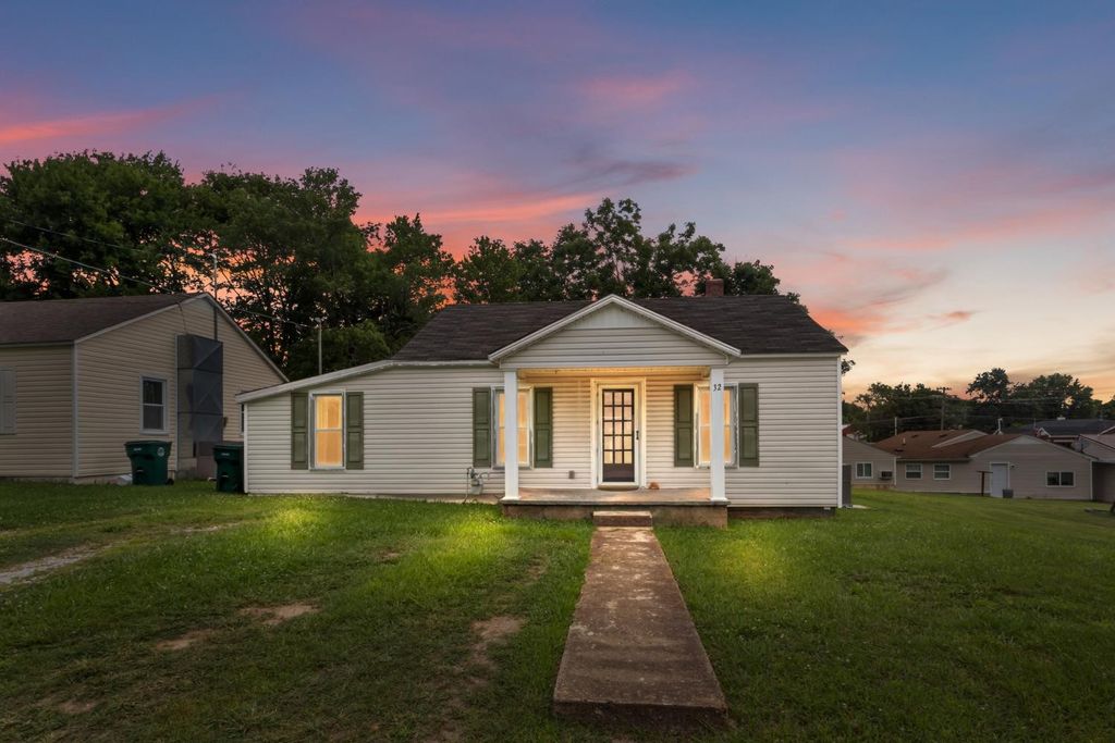 32 High St, Mc Ewen, TN 37101