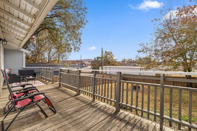 207 Culberson Avenue, La Fayette, GA 30728