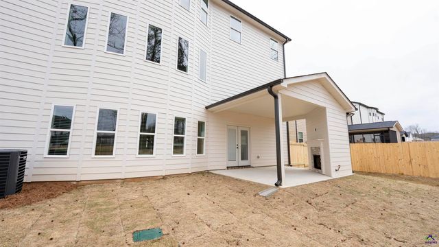 110 Oak Branch Lane, Bonaire, GA 31005