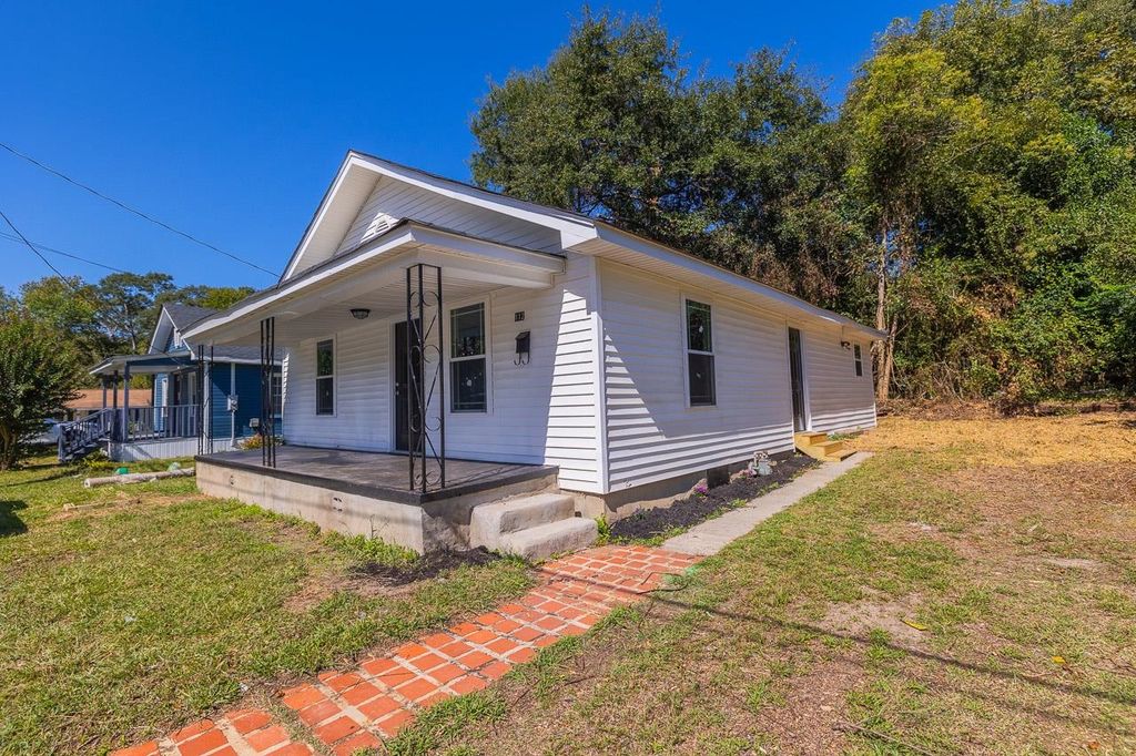 112 Woodrow Street, Union, SC 29379