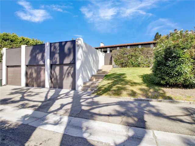 2801 Palos Verdes West, Palos Verdes Estates, CA 90274