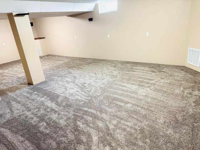 261 Westmark Court, Galloway, OH 43119