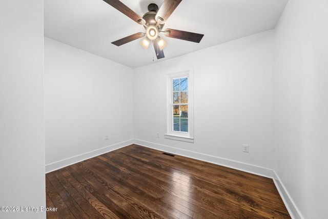 105 Brooks St, Elizabethtown, KY 42701