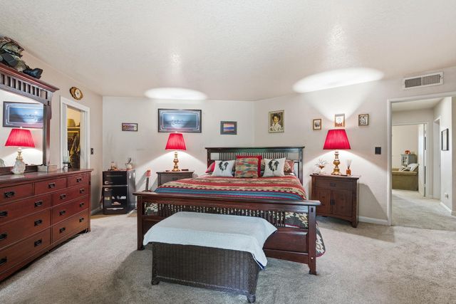 1720 W Barstow Avenue, Fresno, CA 93711