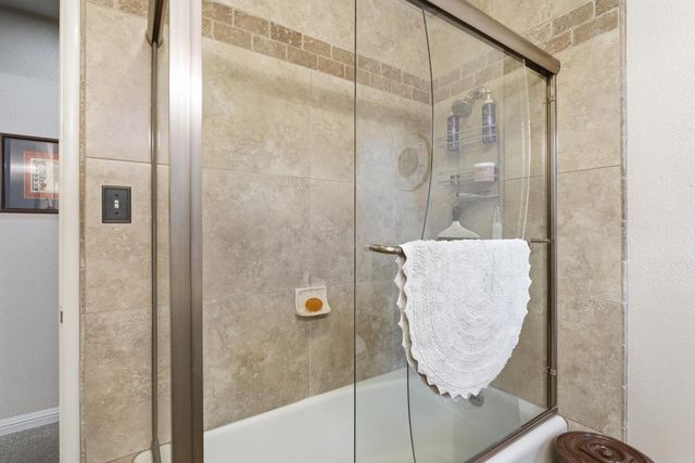 1720 W Barstow Avenue, Fresno, CA 93711