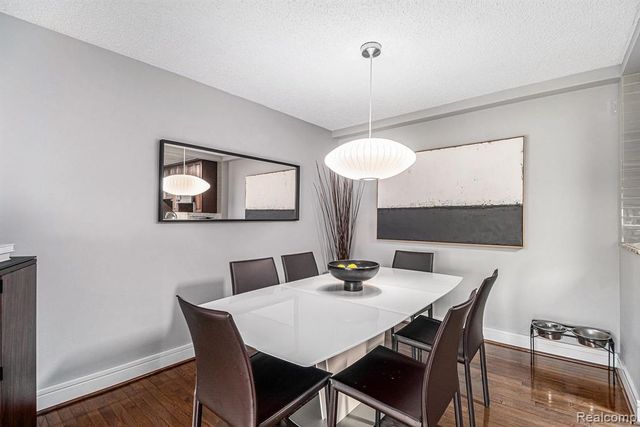 411 S Old Woodward Avenue 824, Birmingham, MI 48009