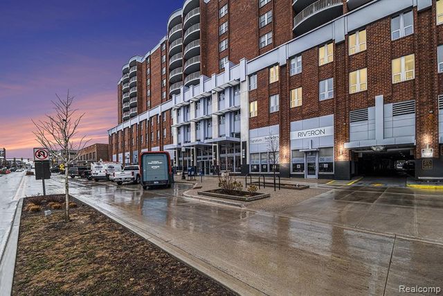 411 S Old Woodward Avenue 824, Birmingham, MI 48009