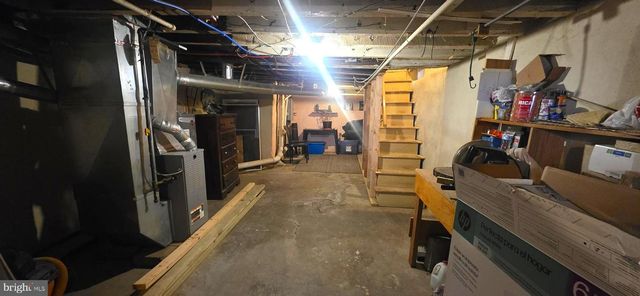 3048 B ST, Philadelphia, PA 19134