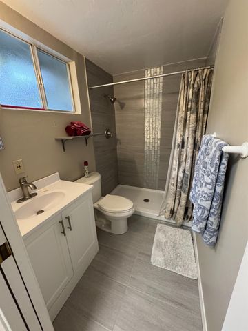 1318 Susan Cir, Roseville, CA 95661