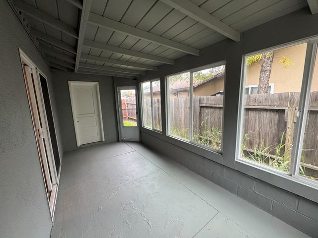 1318 Susan Cir, Roseville, CA 95661