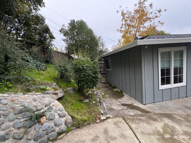 1318 Susan Cir, Roseville, CA 95661