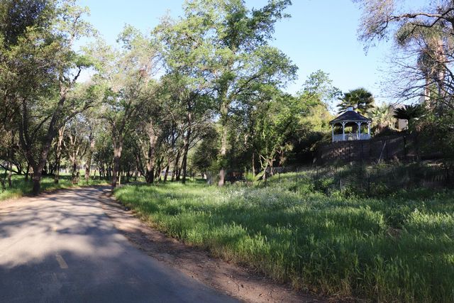 1318 Susan Cir, Roseville, CA 95661