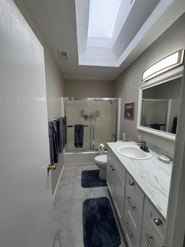 1318 Susan Cir, Roseville, CA 95661