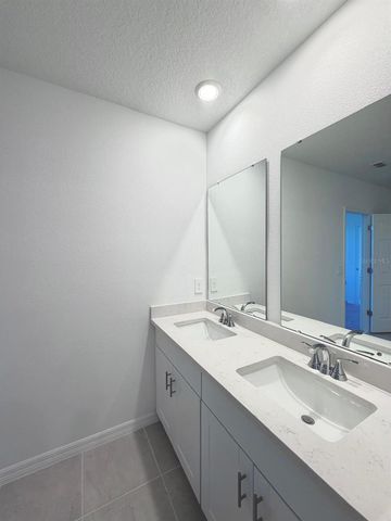 4555 WINDY OAK WAY, St Cloud, FL 34772