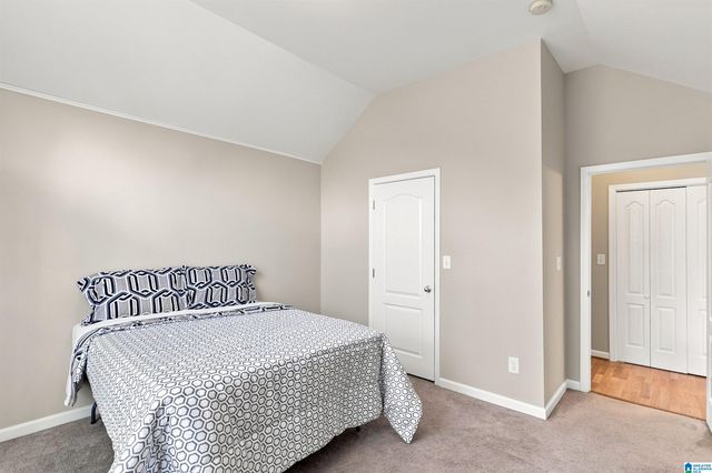 2231 VILLAGE LANE, Calera, AL 35040