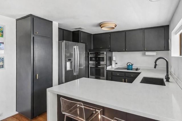 261 E La Verne Way Q, Palm Springs, CA 92264