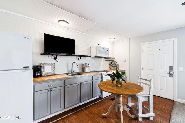 109 Granger Lane, Panama City Beach, FL 32413