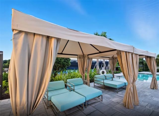 8358 Pequod Avenue CEDAR 136, Vero Beach, FL 32967